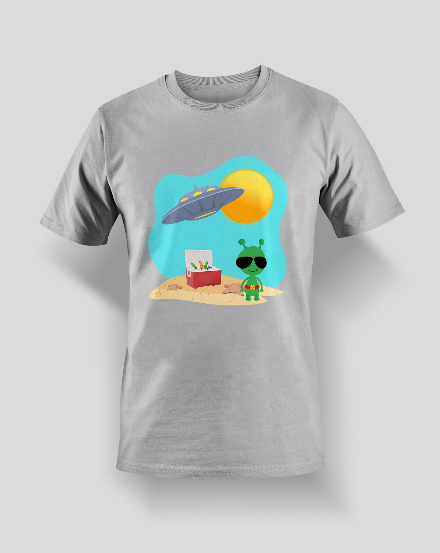 Men's Alien on The Beach Graphic Tee