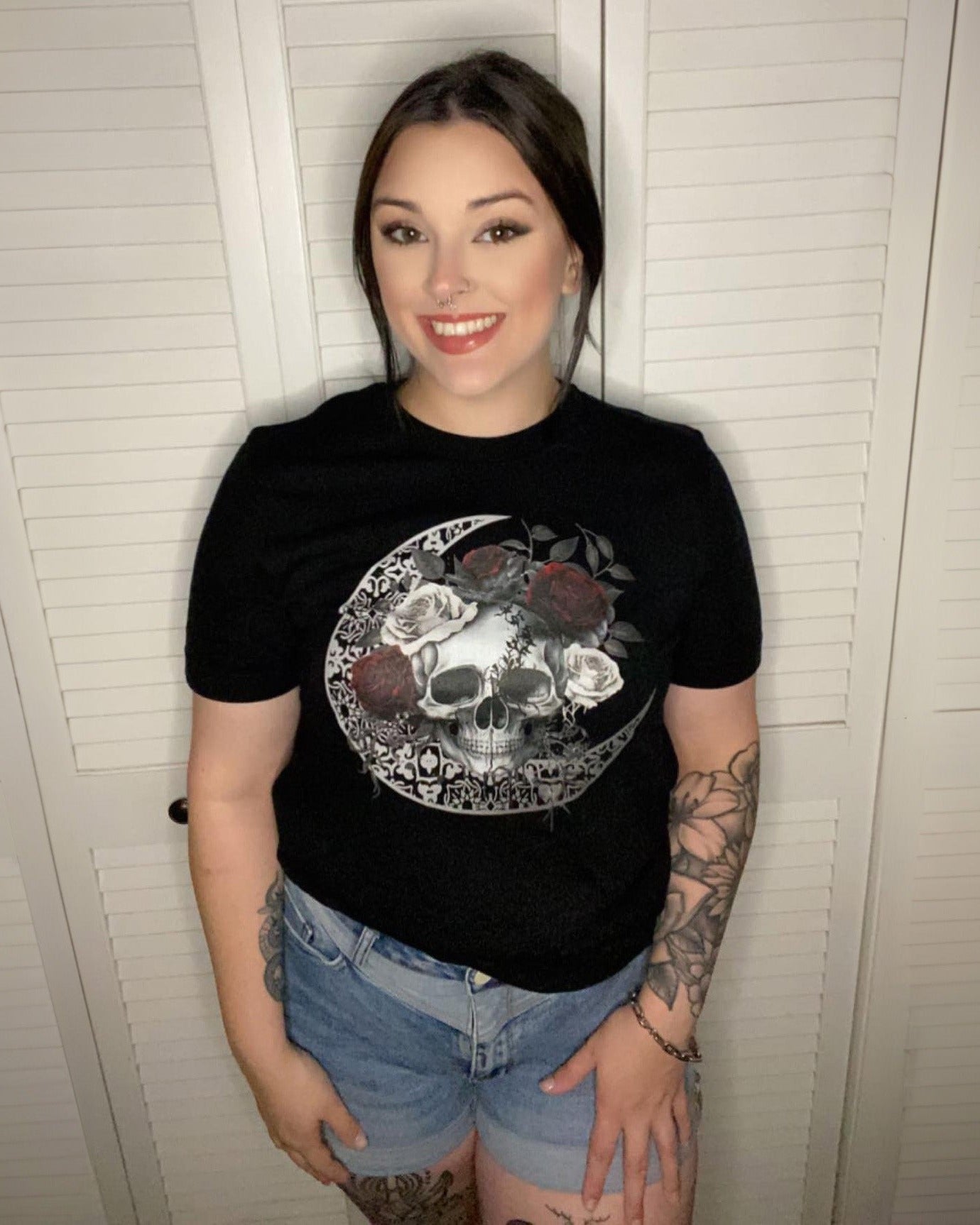 Skull & Roses Graphic Tee
