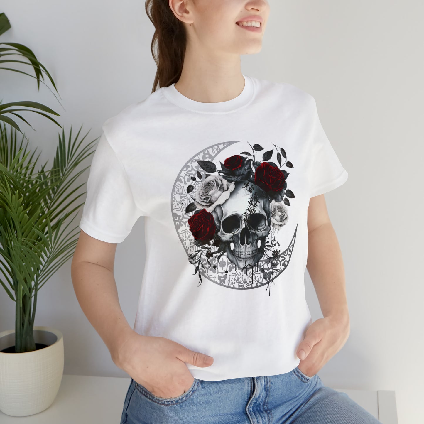 Skull & Roses Graphic Tee